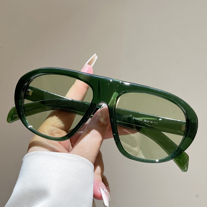 Luxury Lifestyle Products - Nuovi Occhiali da Sole Oversize Stile